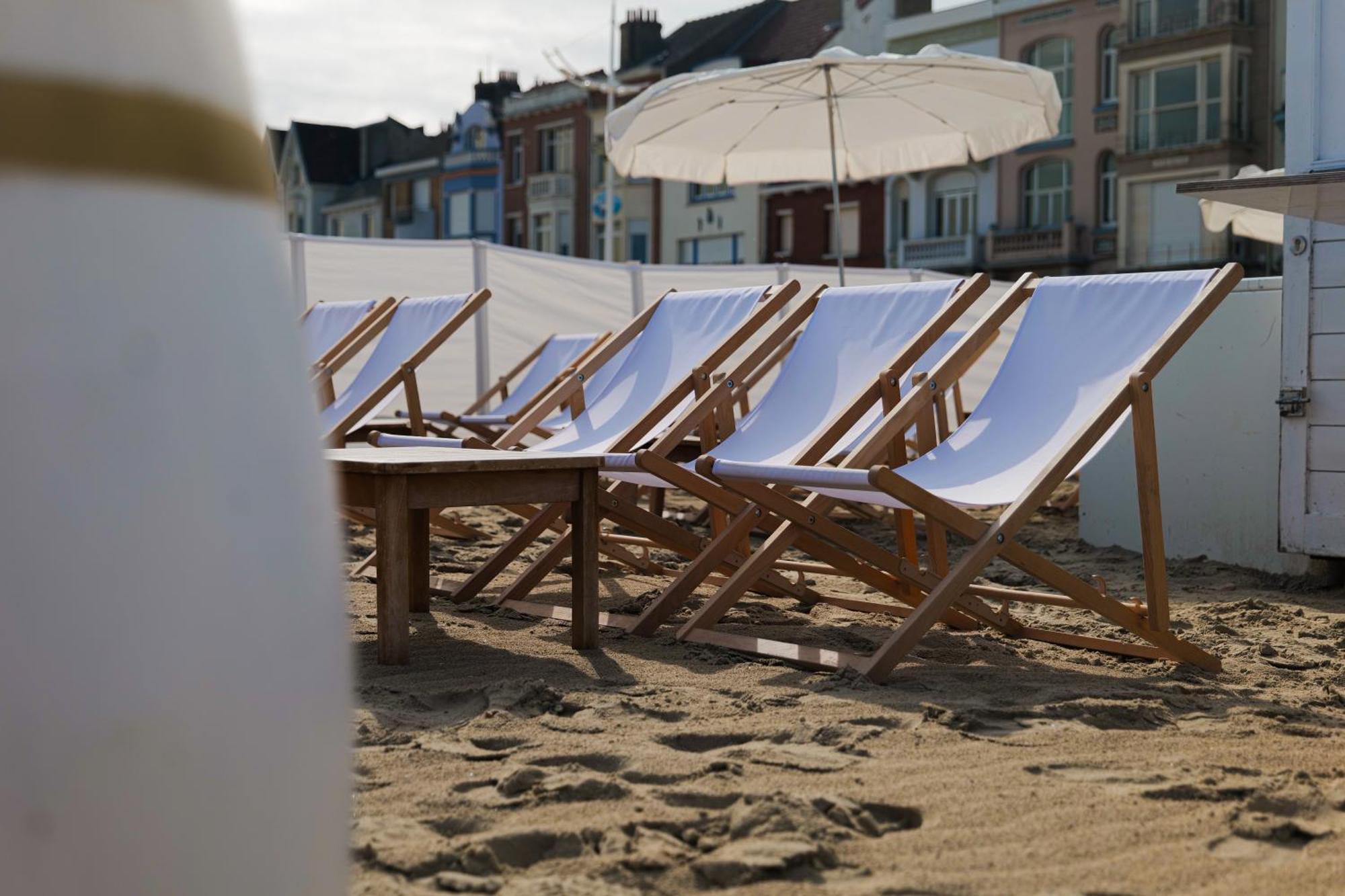 Hotel Merveilleux Cote Mer Dunkirk Bagian luar foto